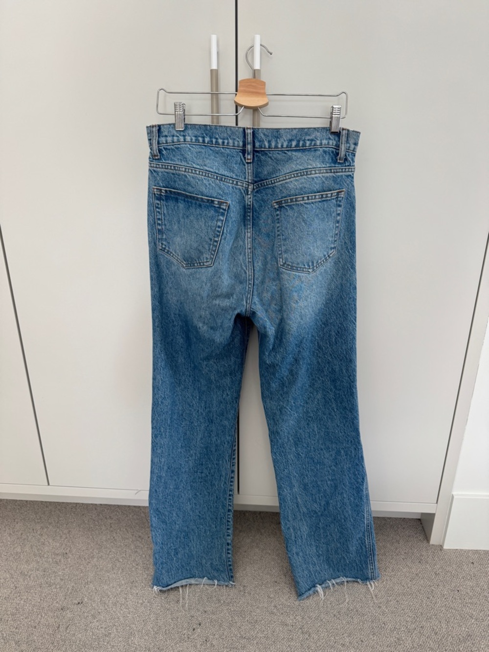 Reformation Val 90’s Mid Rise Straight Jeans Size 28 - Picture 3 of 4